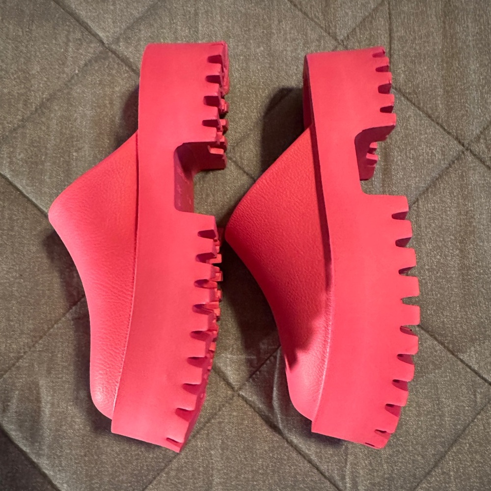 Jeffrey Campbell Clog